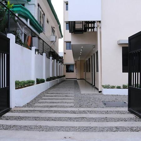 Global 88 Apartelle Cebu Extérieur photo