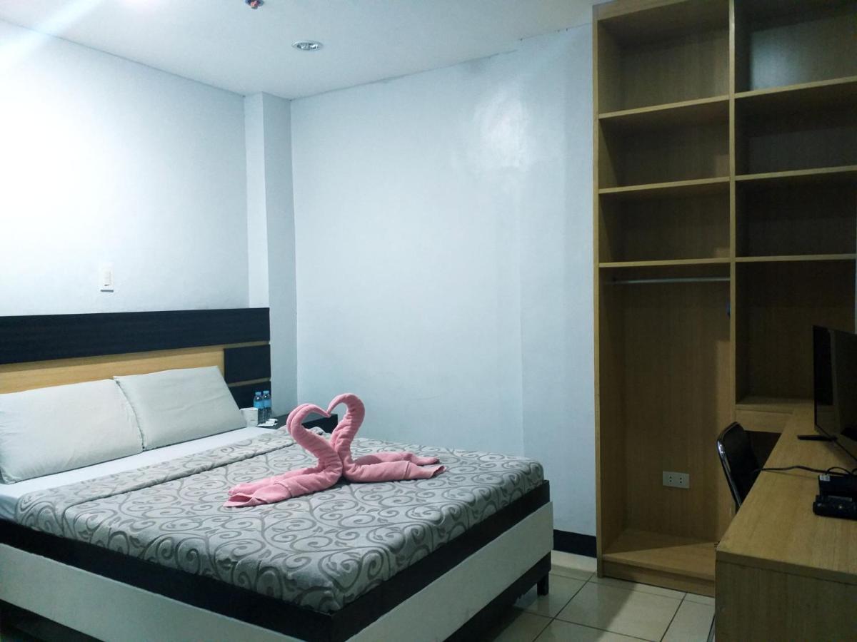 Global 88 Apartelle Cebu Extérieur photo